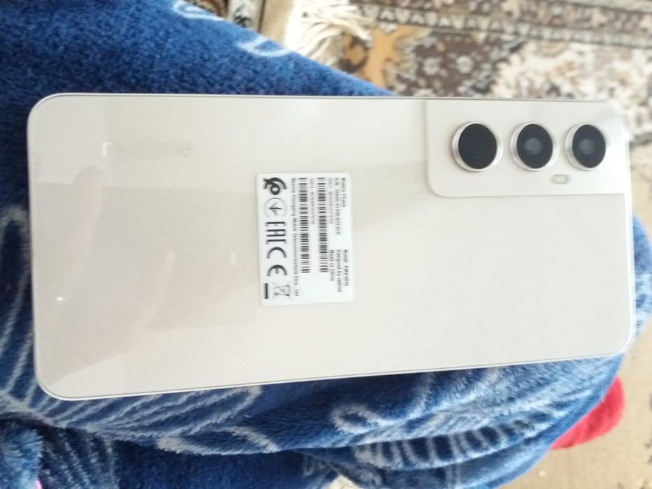 Телефон реалми с65