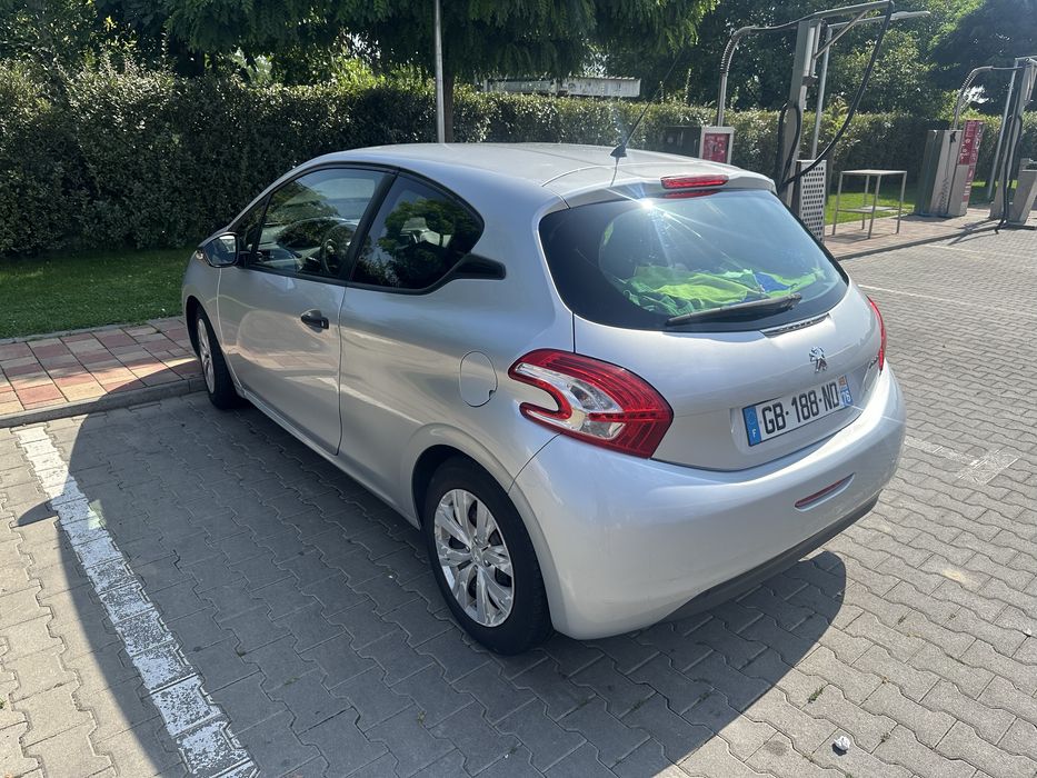 PEUGEOT 208 2013 — imagine 4
