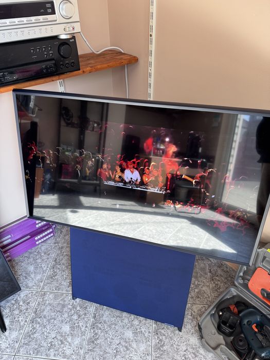 Samsung Sero 43 инча