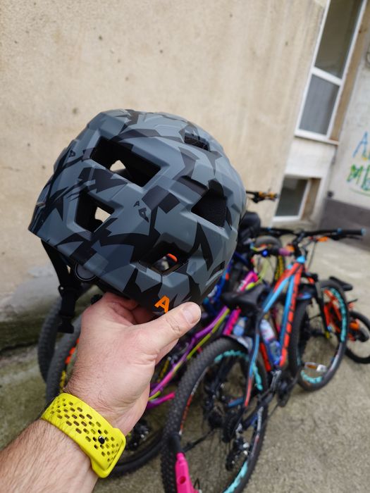 Детска каска за велосипед