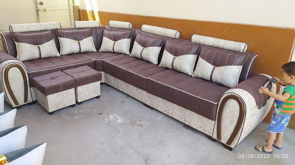 Gostinoy ugalok noviy dastavka bezplatni