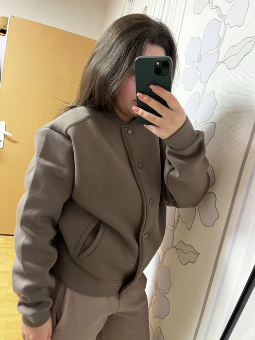 Бомбъри Mango и Amisu