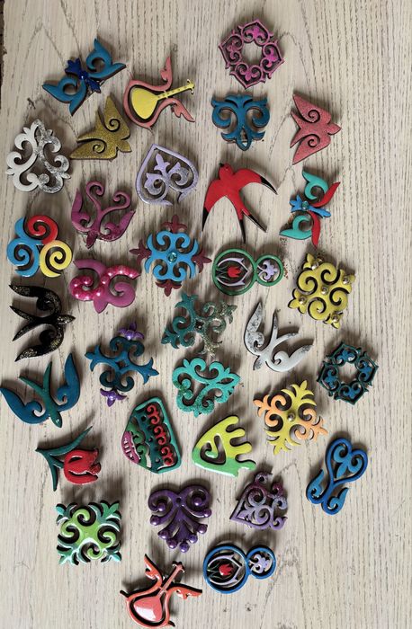 Этно стиль брошки