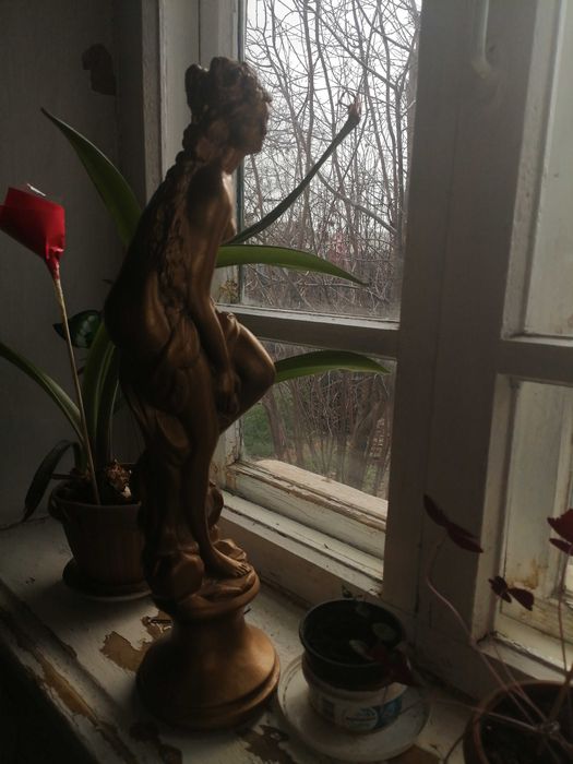 статуэтка девушка 15000