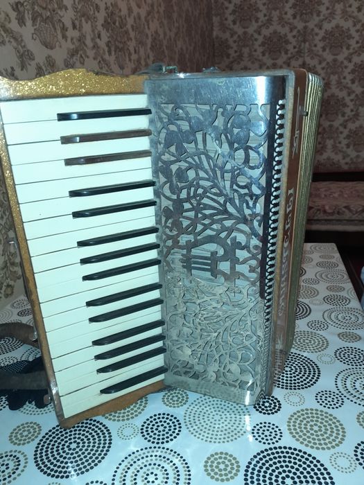 Продается Аккордеон.