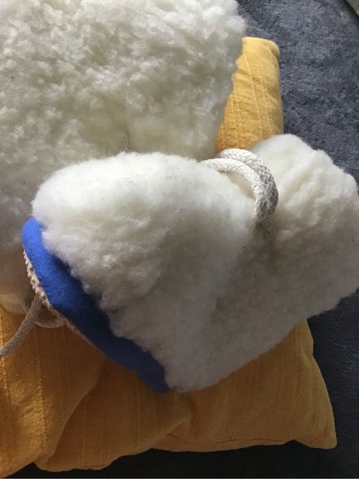 Вълнени пантофи 24