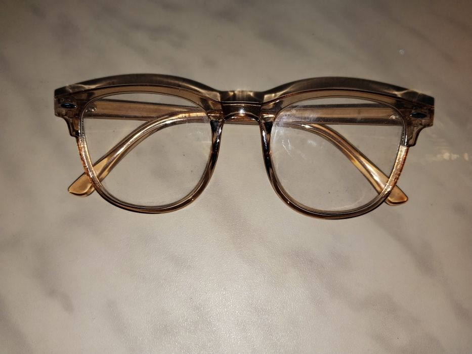 Очки солнцезащитные и нулевки