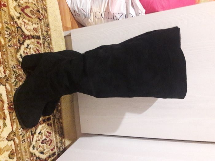 Продам женские сапоги