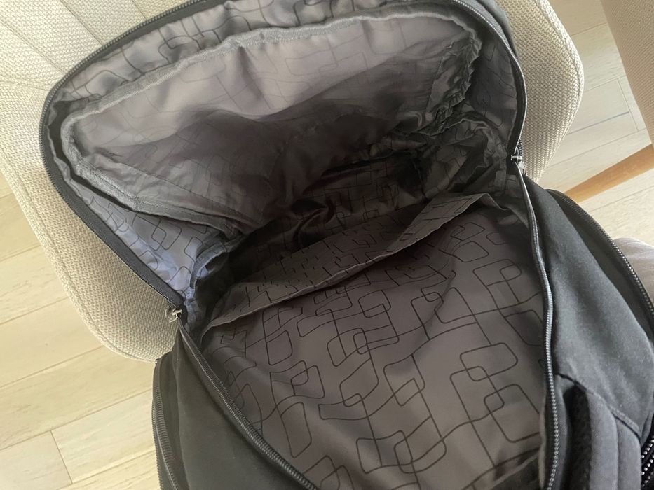 Продава се раница Estil