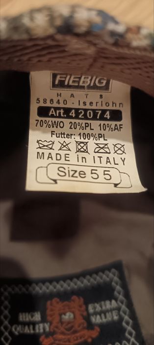 Мъжки каскет,Италия