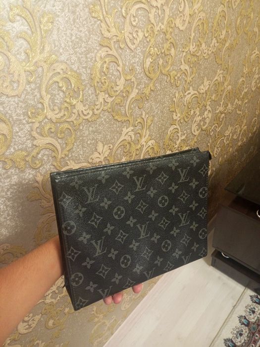 Louis Vuitton clutch lux