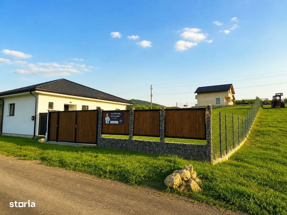 Teren intravilan 769 mp cu priveliste catre munti si padure