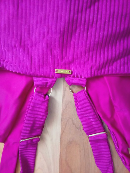 Нови цели бански