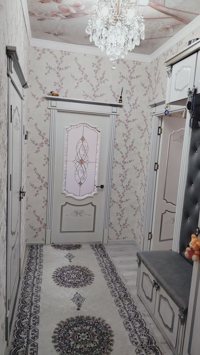 Продаётся квартира, ориентир 39 колледж, Аббос аптека. новостройка, дв