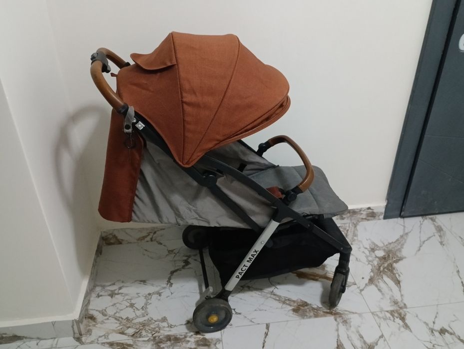 Продам коляску joie pact max