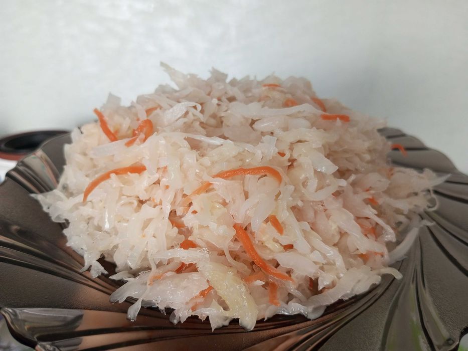 Хрустящая квашеная капуста
