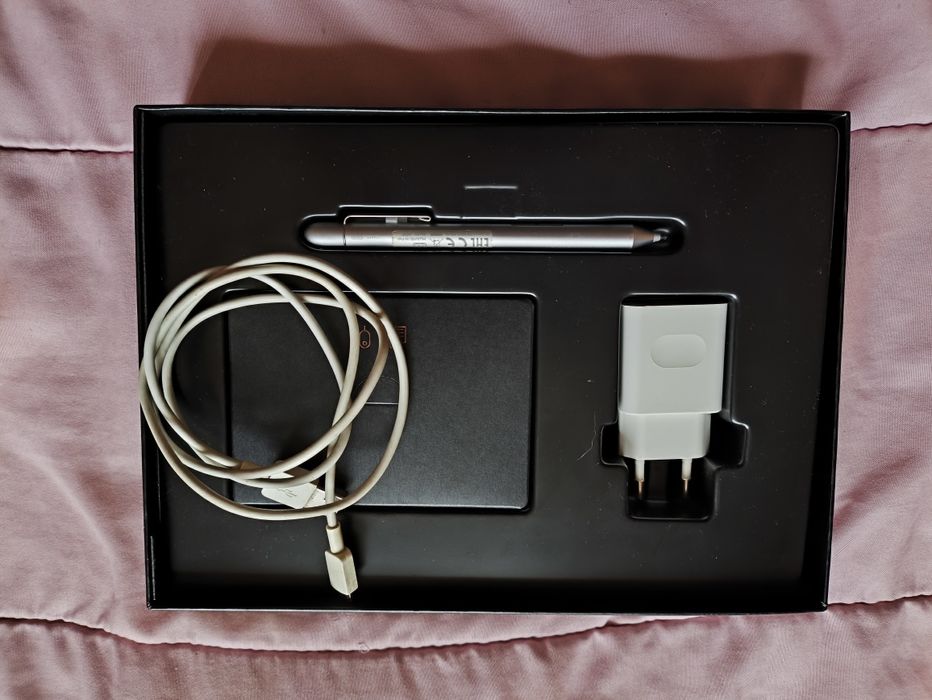 Huawei MediaPad M2 10.0 (M2-A01L) 64GB/3GB RAM LTE - пълен комплект