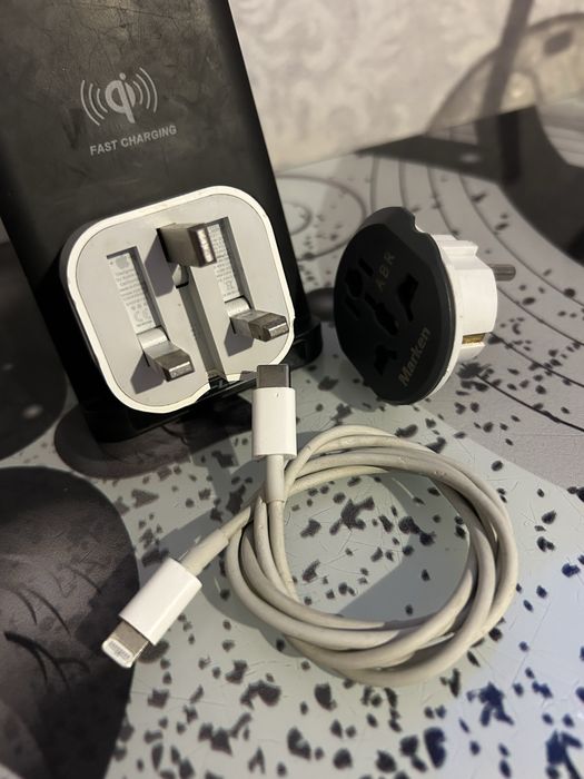 Iphone 14 plus  vand schimb