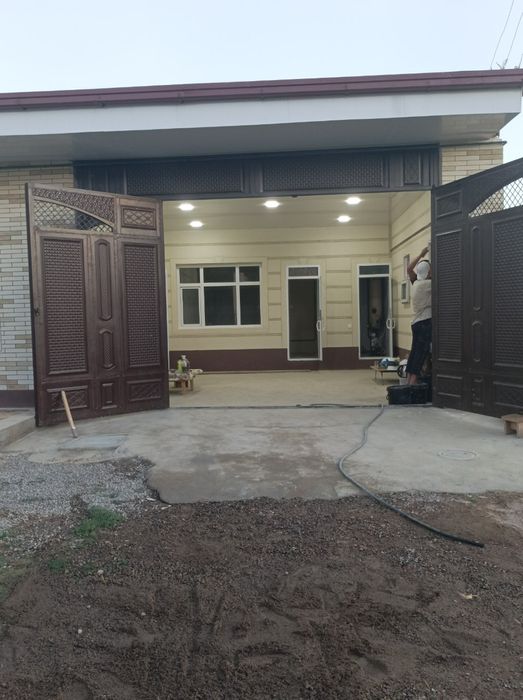 Uy sotiladi Nazarbek