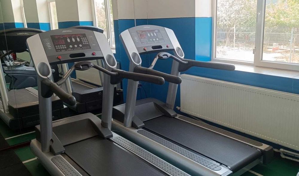 Bandă de Alergat Profesională Life Fitness Ti