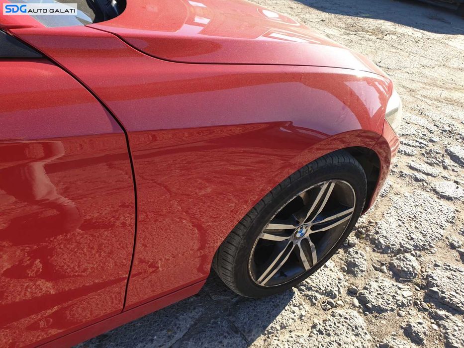 Aripa Dreapta Fata BMW Seria 1 F20 F21 2011 - 2019 Culoare A61 Crimson Red [C9473]