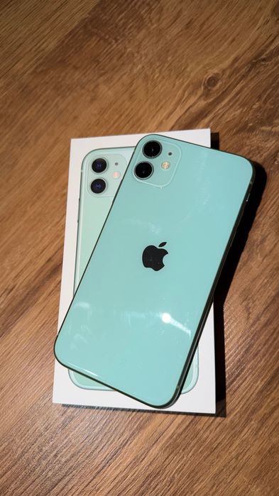 Продам IPhone 11