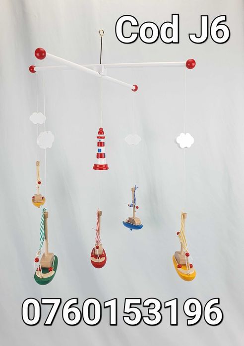 Carusel cu barcute si far din lemn pentru patut la bebelusi - J6