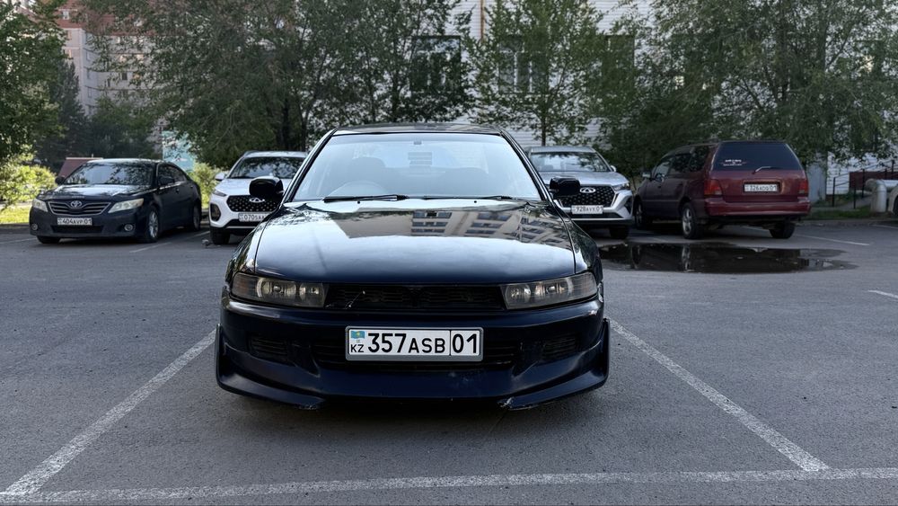 Mitsubishi Galant