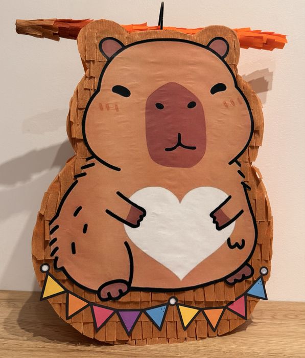 Капибара пинята / Capibara