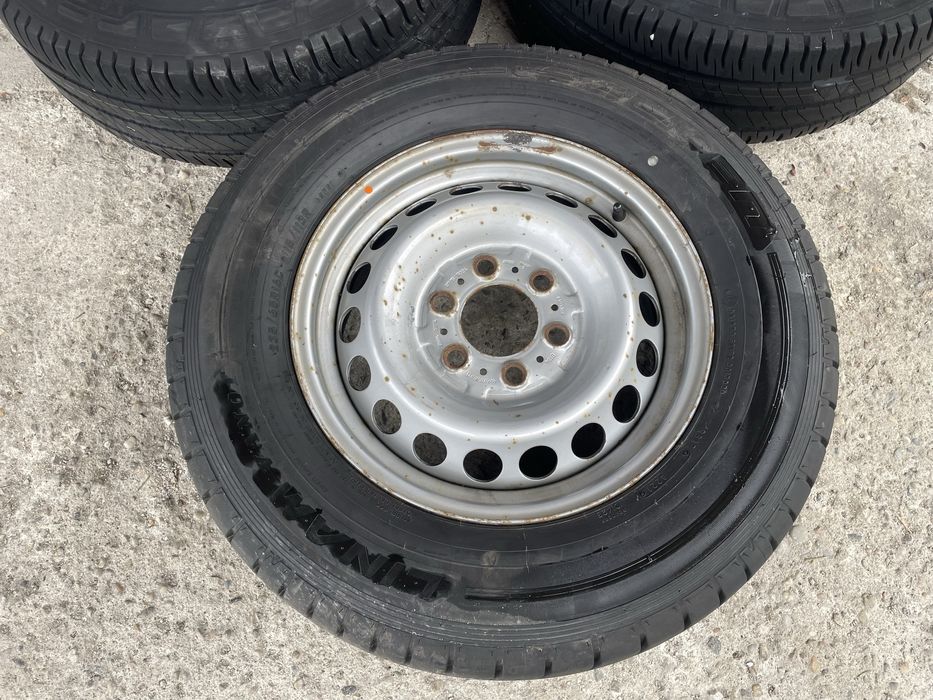 Roti cu anvelope de vara Michelin 235/65R16C - Mercedes Sprinter 907