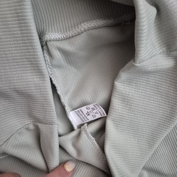 Дамски екип -Хл размер