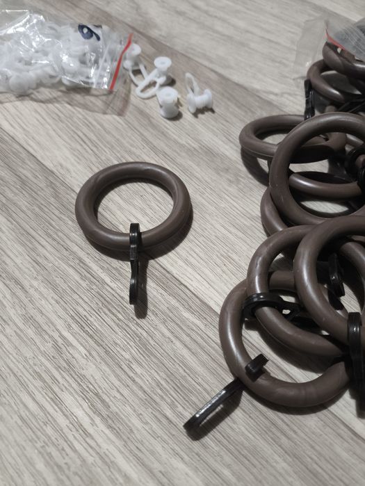 Продам кольца для штор с крючками