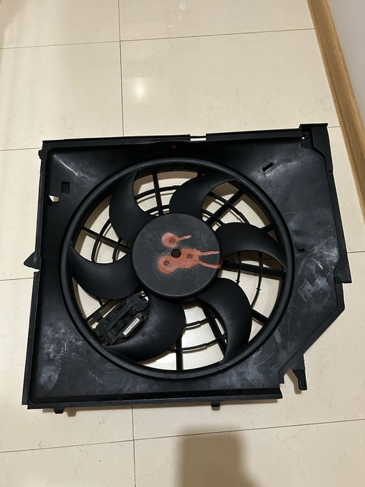 Перка охлаждане радиатор BMW 318 E46