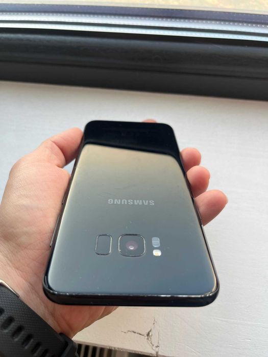 Samsung Galaxy S8+ excelent