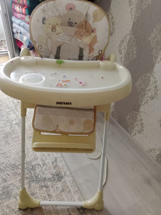 Стол для кормления