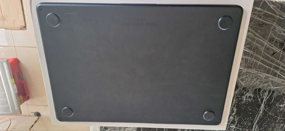 MacBook Air 13.6 A2681  01716-26