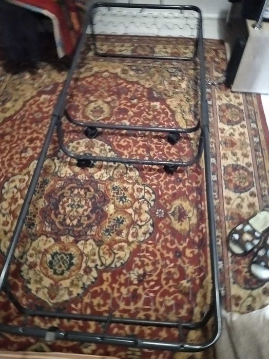 Раскладушка кровать с матрасом