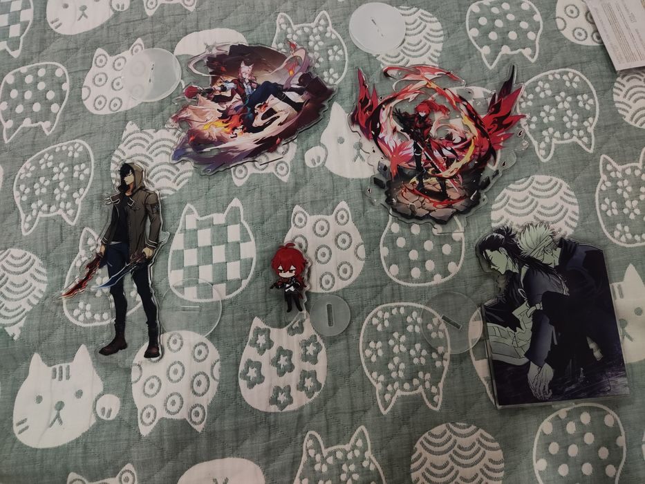 Акриловые фигурки