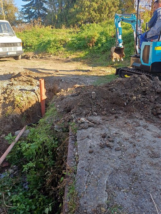 Услиги с мини багер, бобкат и самосвал