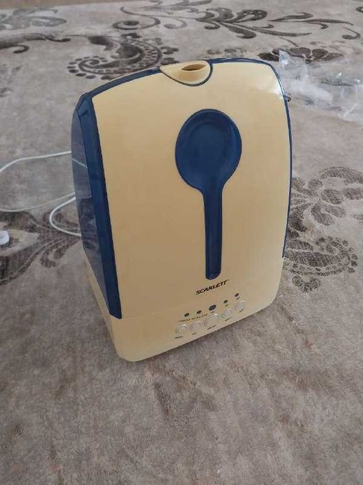 Увлажнитель воздуха Scarlett в хорошем состоянии