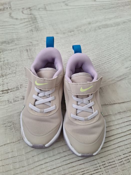 Спорти обувки за момиче