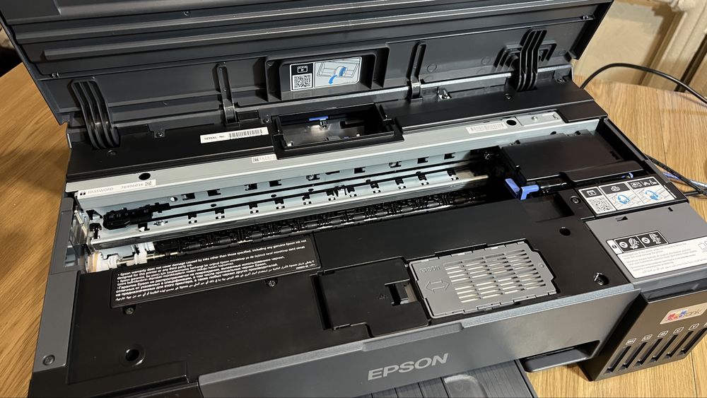 принтер epson l18050