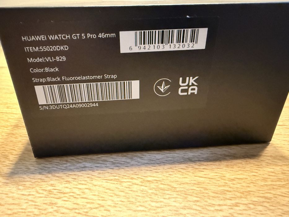 Продавам Huawei watch gt5 pro в гаранция