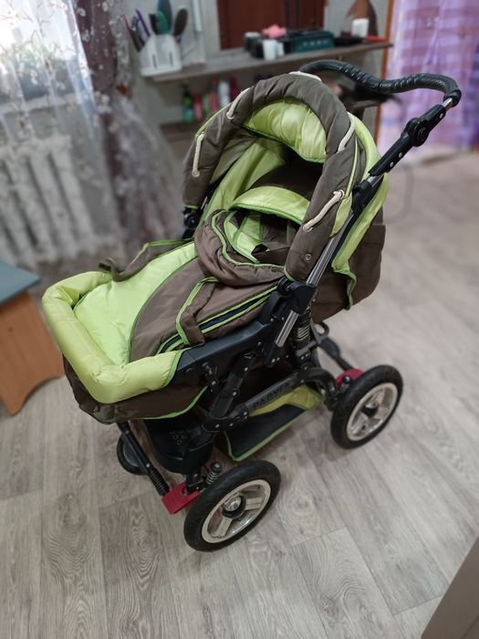 Каляска детская зима -лето!