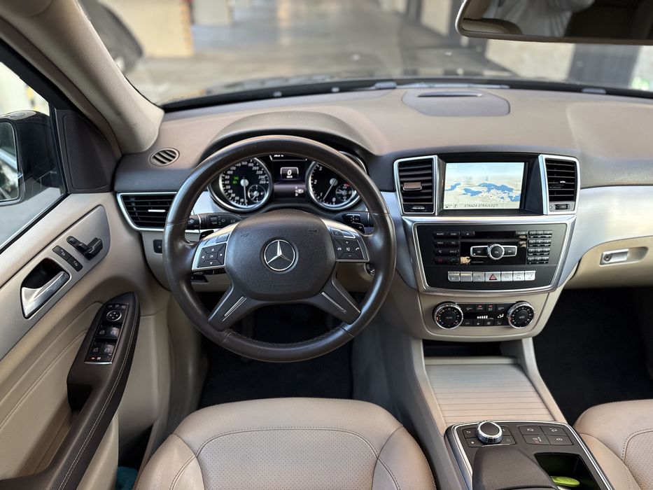 Mercedes Benz ML 350 CDi 4Matic AMG Pack An Fabricatie 2014 220.000KM