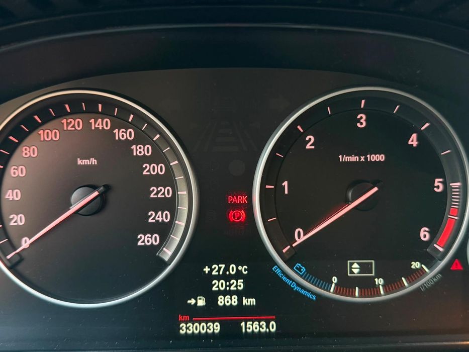 BMW seria 5 F10, 520D, 2012, manual, al doilea proprietar,  km reali