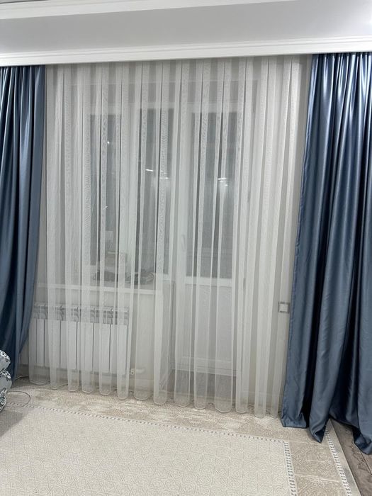 Продам шторы и диван , шторы 10к , диван 35к