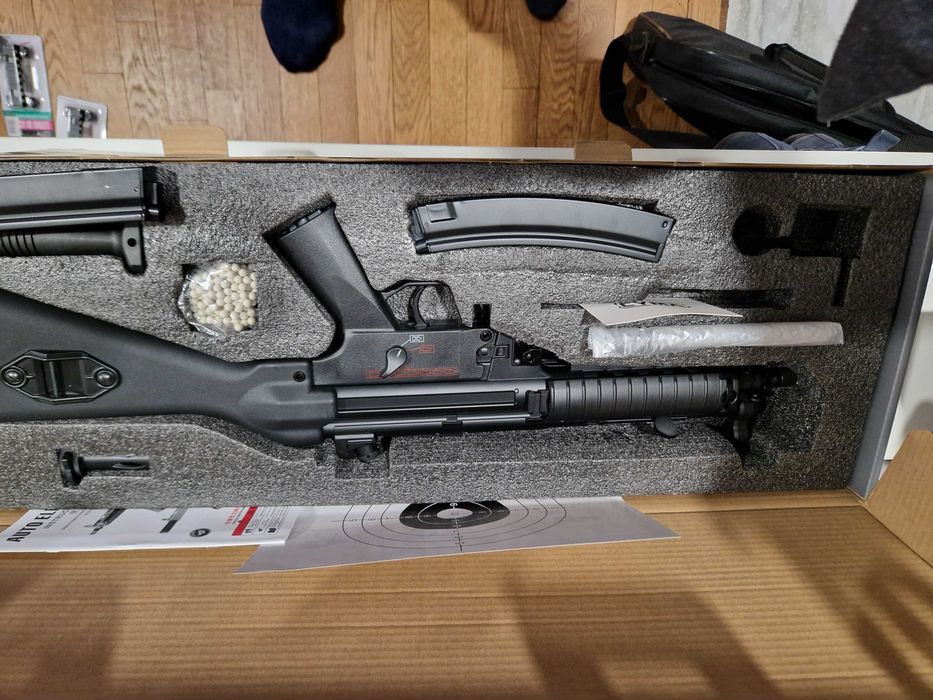 Еърсофт Реплика MP5 CYMA.041B Blue Edition
