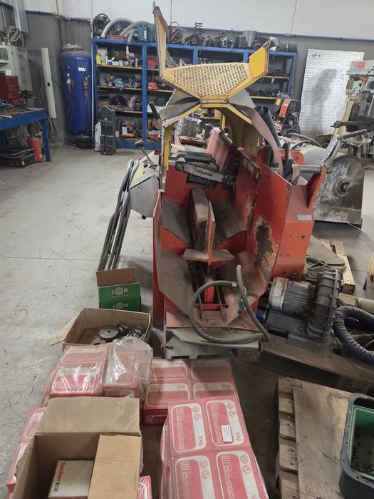 Spatgator de lemne profesional