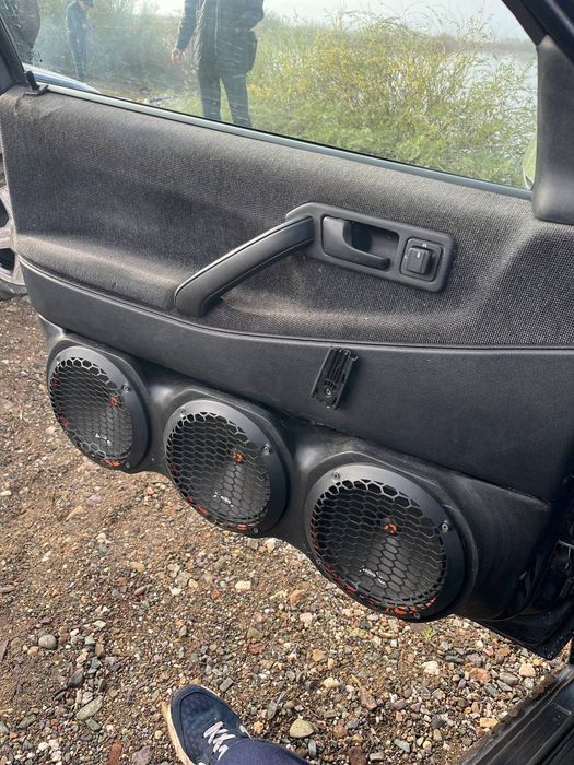 Продам автозвук на Пассат Б3